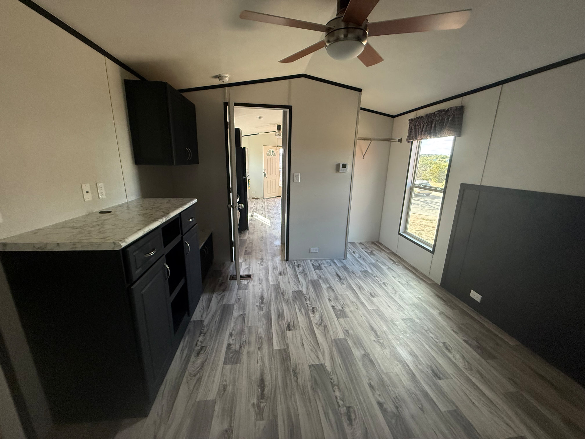 Solana 1 bedroom tiny home hallway