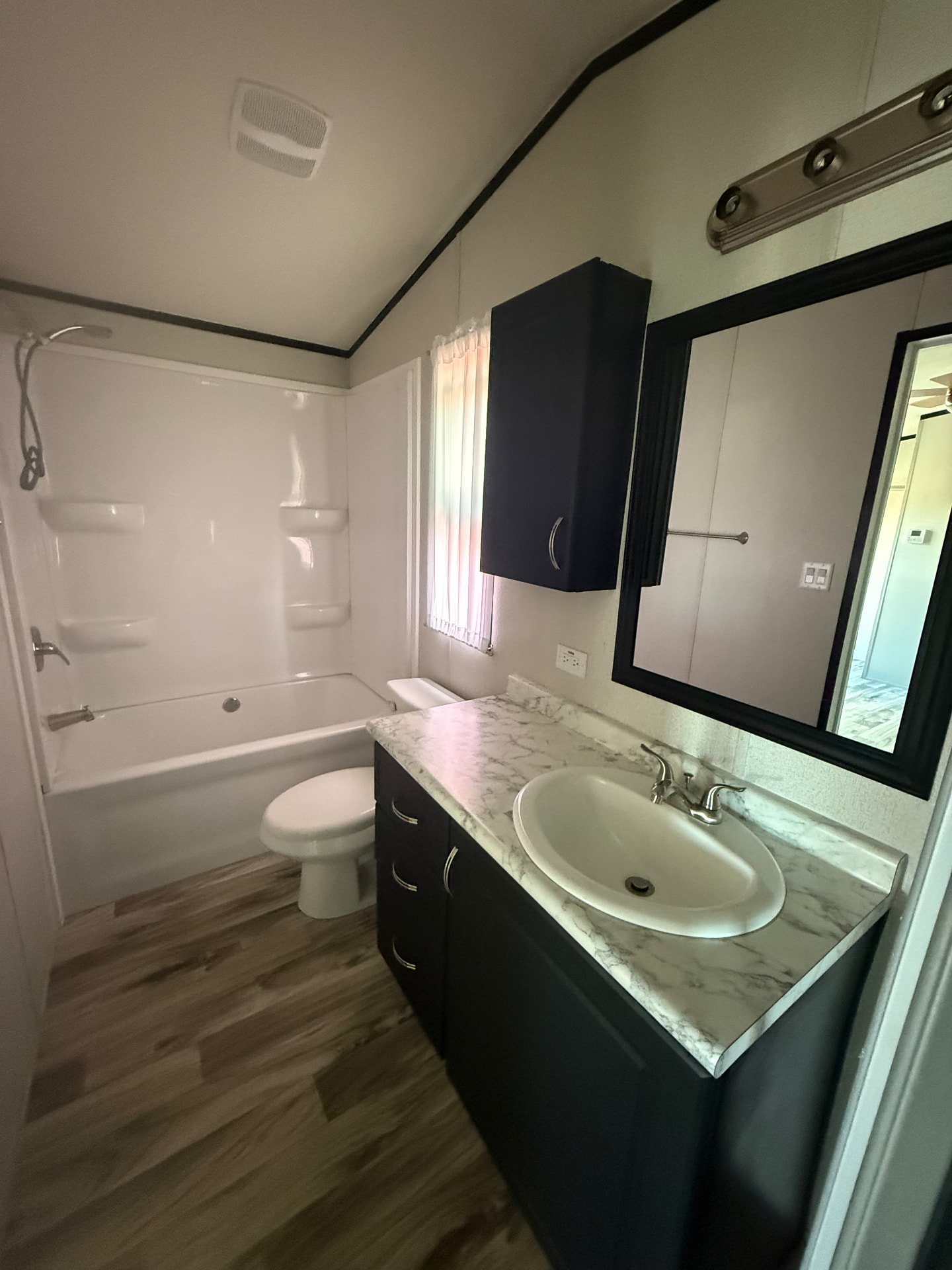 Solana 1 bedroom tiny home bathroom