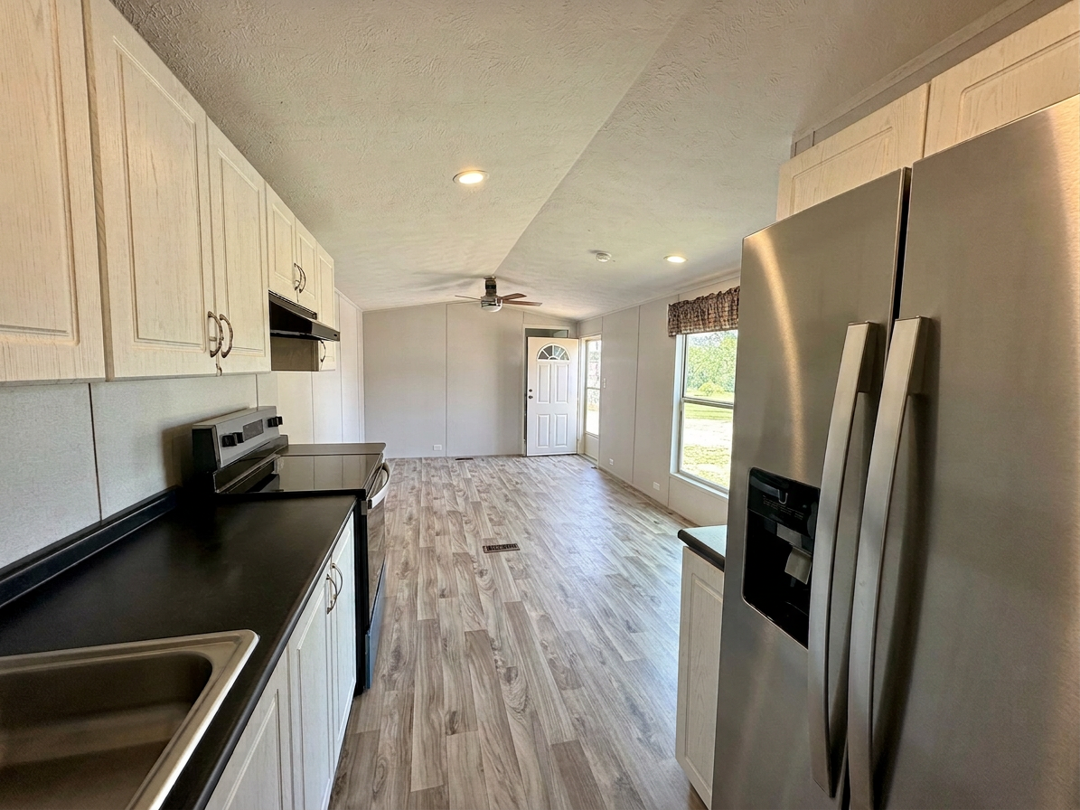 Paloma 2 bedroom singlewide manufactured home interior photo 2